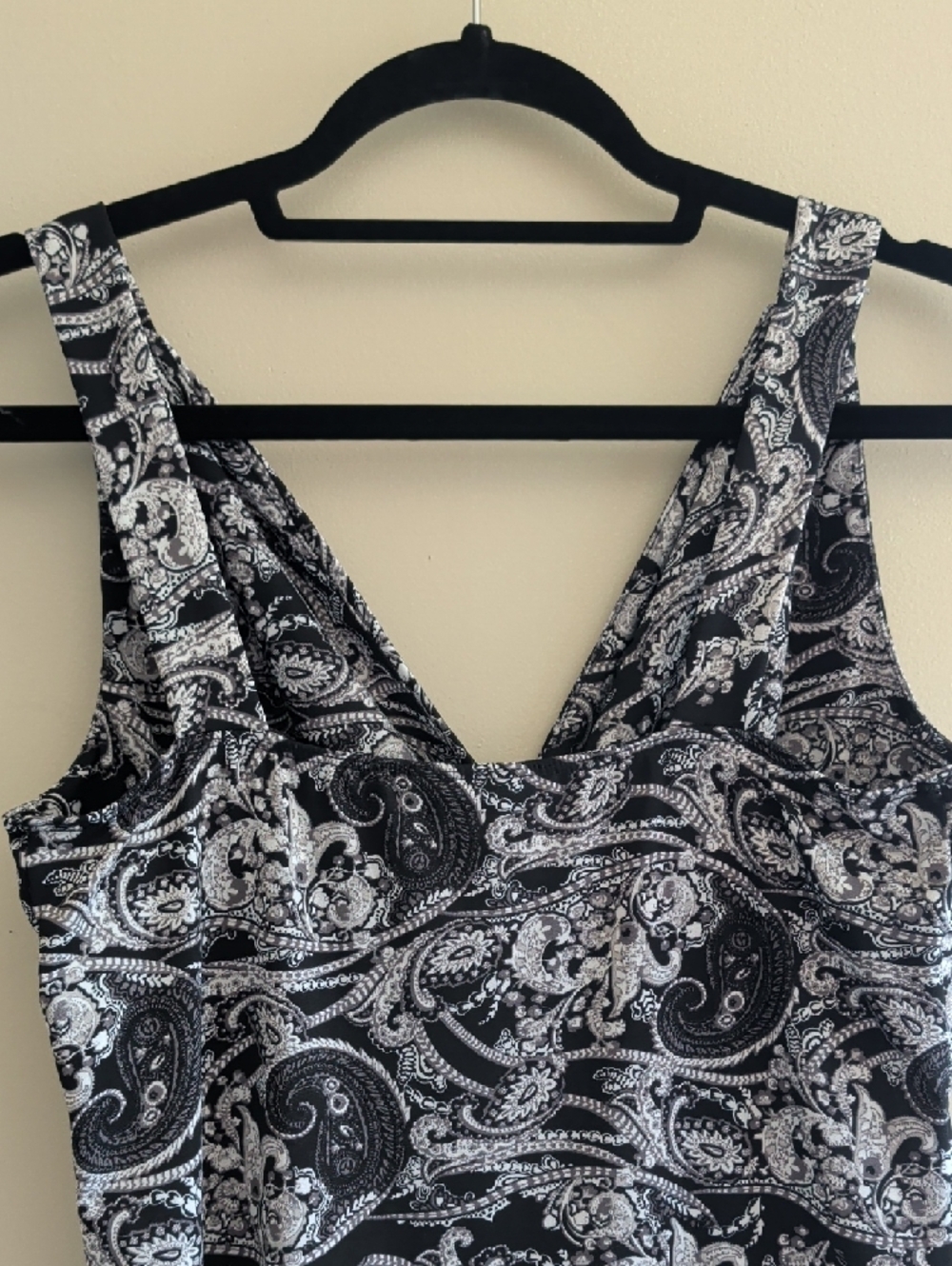 Metaphor Paisley Fit & Flare Dress Size S | Sleeveless V-Neck Knit Dress - Picture 5 of 7